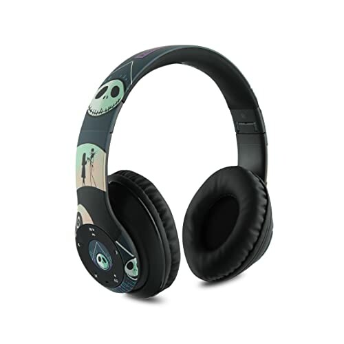 Headphones with Jack Skellington design